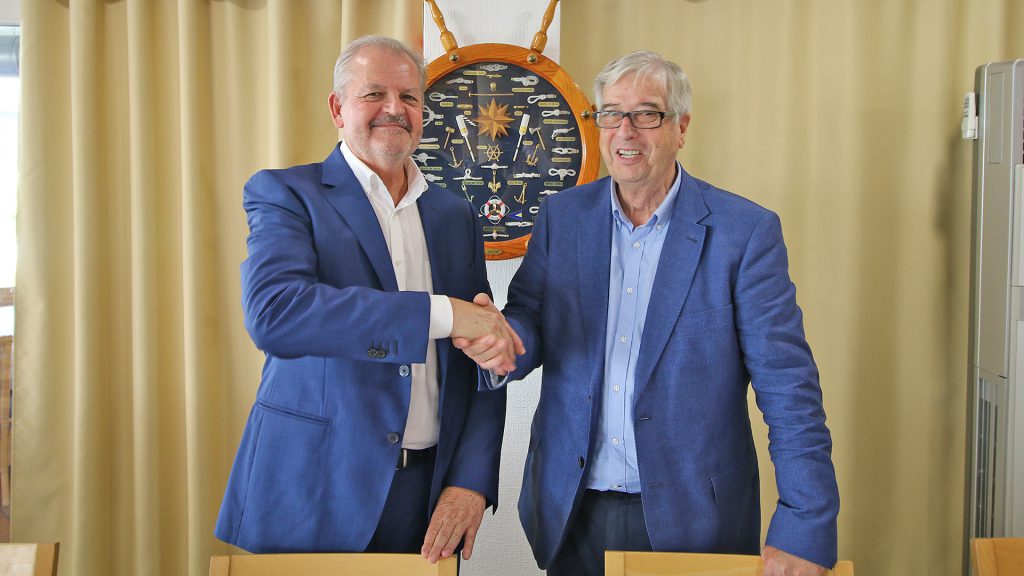 Capitán Marítimo Alicante y Miguel Baena