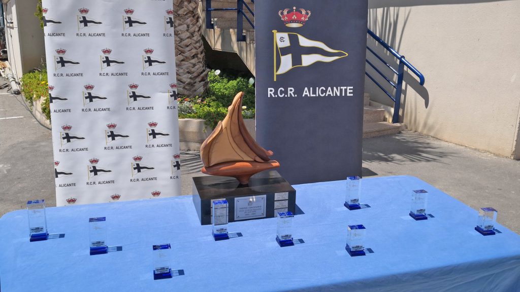 Trofeo Centenario - Foxy Lady